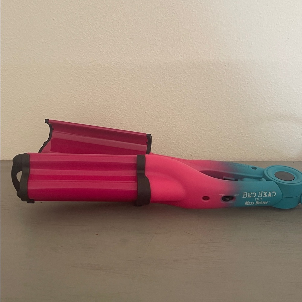 BedHead MessBehave Hair Crimper